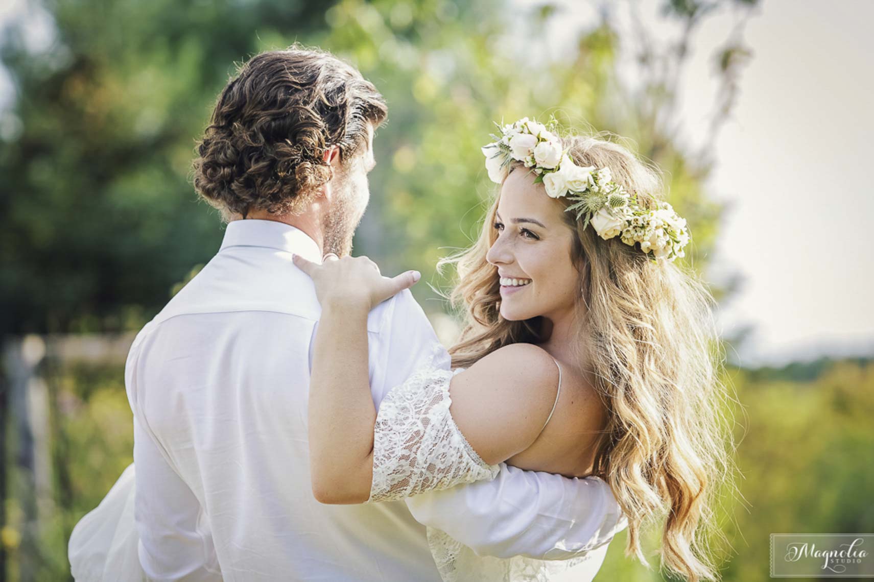 Engagement & Wedding Photography Toronto Ontario | Magnolia Studio Photography